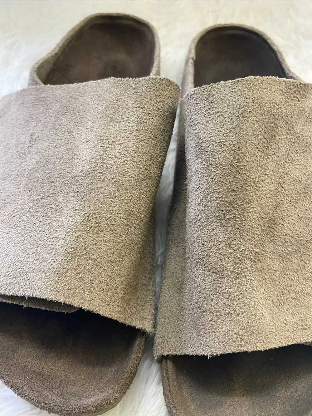 Birkenstock Men's Suede Slide Sandals in Taupe. Size-11